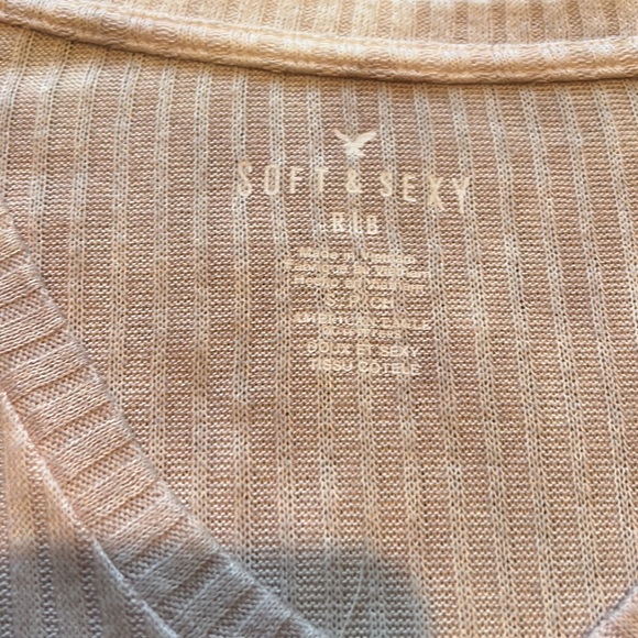 American Eagle Soft & Sexy Pink Tie Dye Ribbed V-Neck Sweater Size Small - Picture 3 of 6